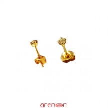 Boucles d'oreilles or jaune 4 griffes avec diamants