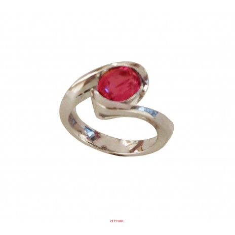 Bague or gris décalée avec saphir rose